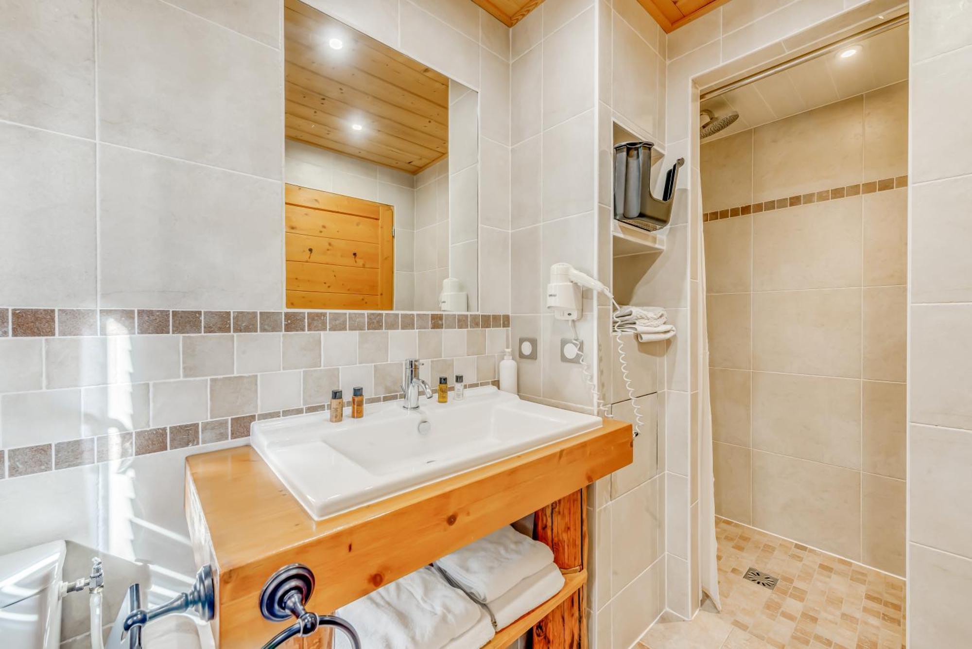 Chalet Monte Bianco تينْيِ المظهر الخارجي الصورة